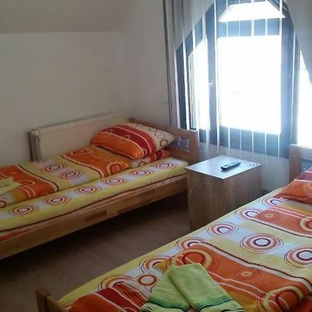 Art Guest house *